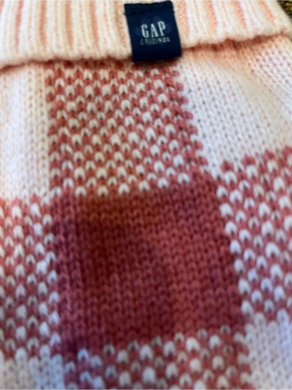 GAP Pink and Cream Check Crewneck Sweater